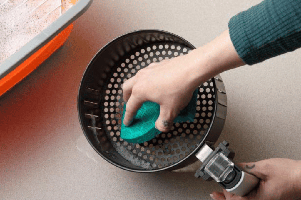 Cleaning the Air Fryer Accessories
